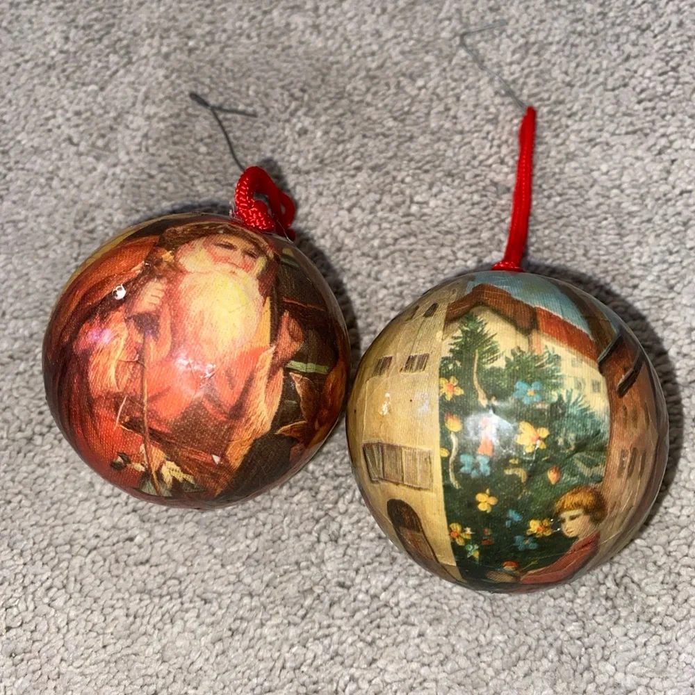 Vintage Decoupage Paper Mache Christmas Ornaments Set‎ Of 2